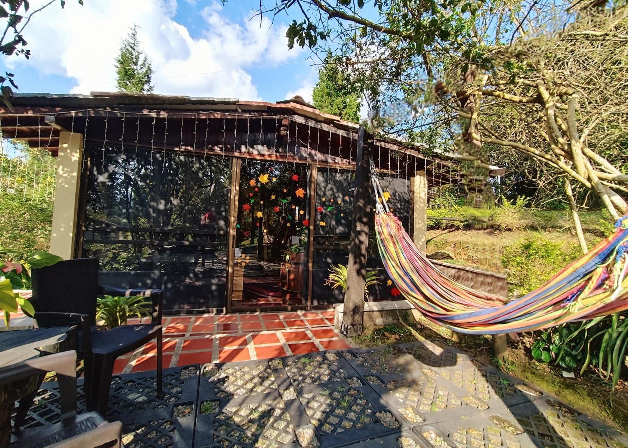 Monteverde Chalet De Montana Guarne Extérieur photo